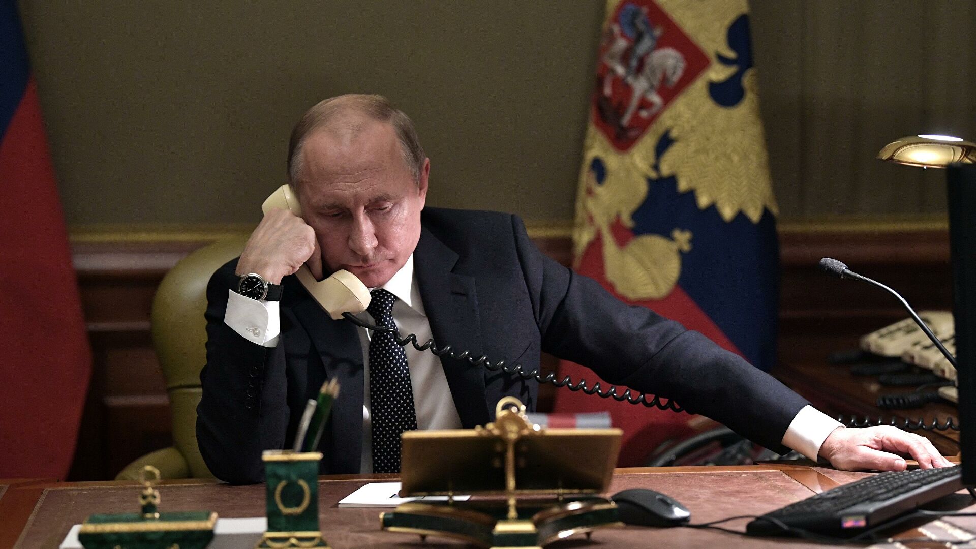 Состоялся телефонный разговор Путина с Байденом