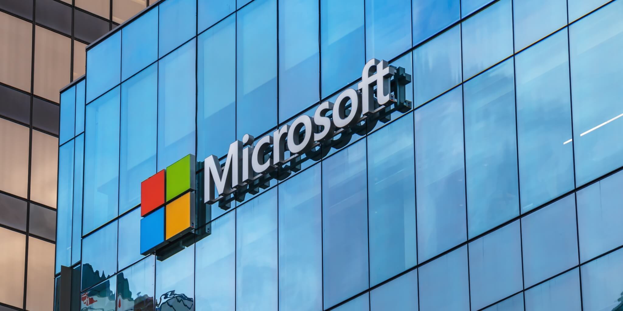 Microsoft зафиксировал рекорд по прибыли и выручке за квартал