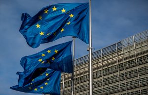 ЕС запретил вывозить вакцины от коронавируса за пределы союза