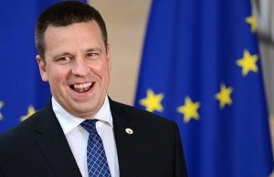 Премьер Эстонии заявил об отставке