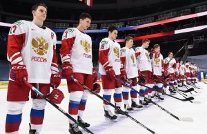 Фанат сборной Финляндии оскорбил россиян во время хоккейного матча