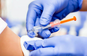 Пункт о вакцинации от коронавируса могут включить в трудовой договор