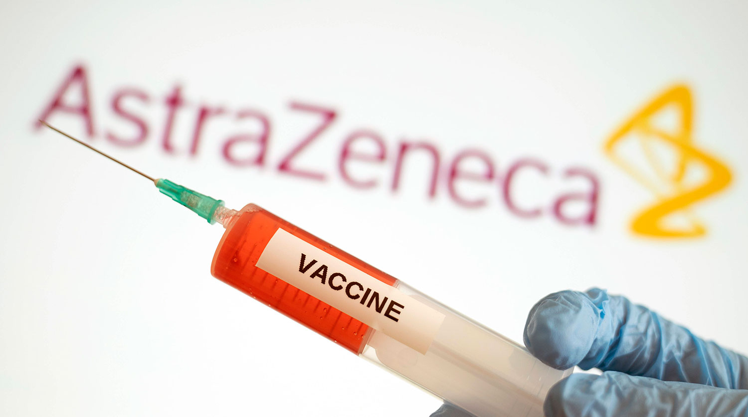 Еще одно государство оказалось прививать пожилых людей вакциной AstraZeneca