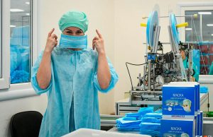 Французские ученые создали защитную маску, убивающую коронавирус