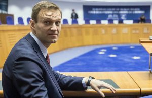 ЕСПЧ требует освободить Навального
