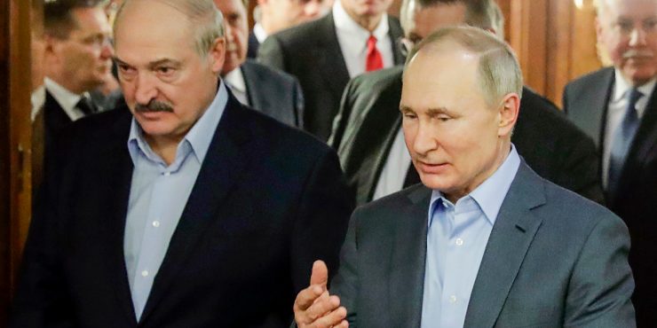 Лукашенко готовится ко встрече с Путиным