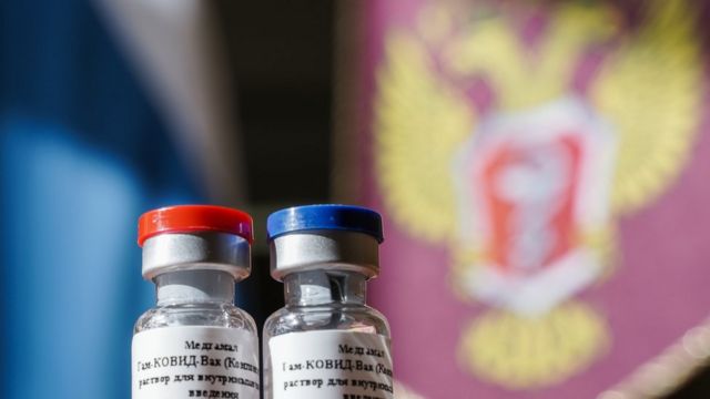 Иностранные дипломаты в России делают вакцинацию «Спутником V»