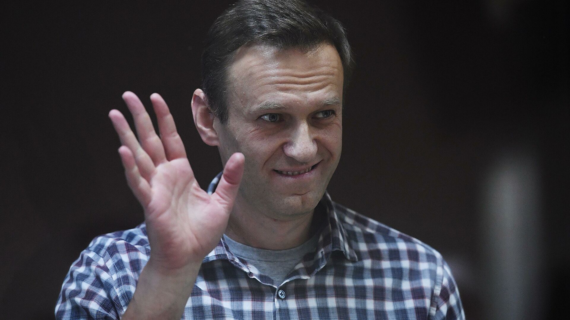 Навальный прибыл в колонию