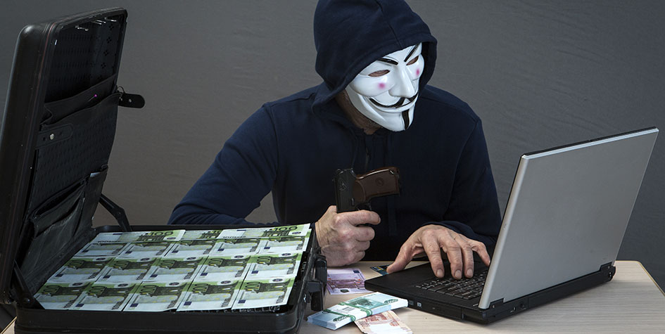 ЦБ предупредил о мошенниках, которые маскируются под Банк России
