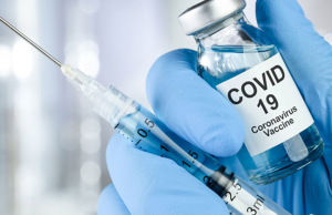 В Греции мужчина умер через восемь минут после вакцинации от COVID-19