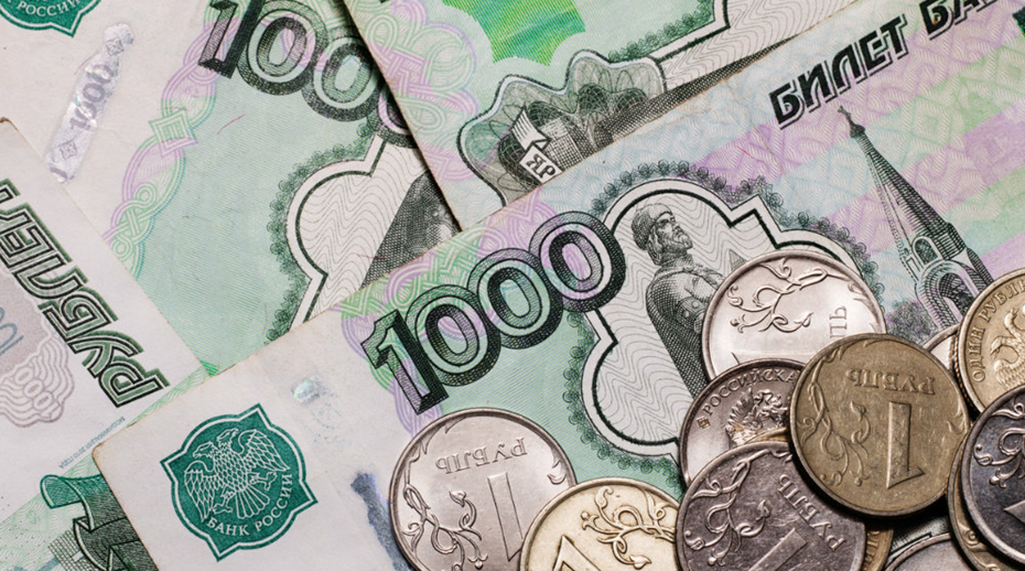 Рубль вырос к доллару и евро на старте торгов на уменьшении рисков санкций