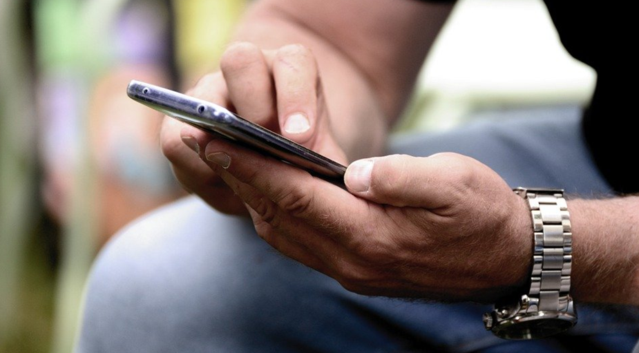 Мобильные операторы увидели риски в новом порядке идентификации абонентов
