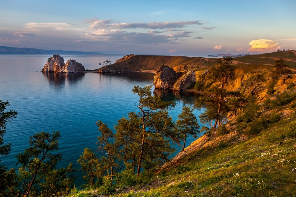 На озере Байкал запустили глубоководный нейтринный телескоп
