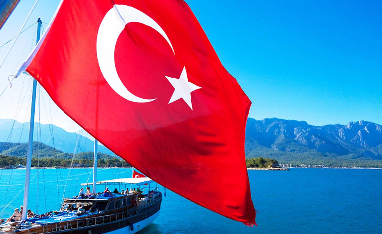 Турция с 15 марта вводит обязательные электронные анкеты для всех въезжающих