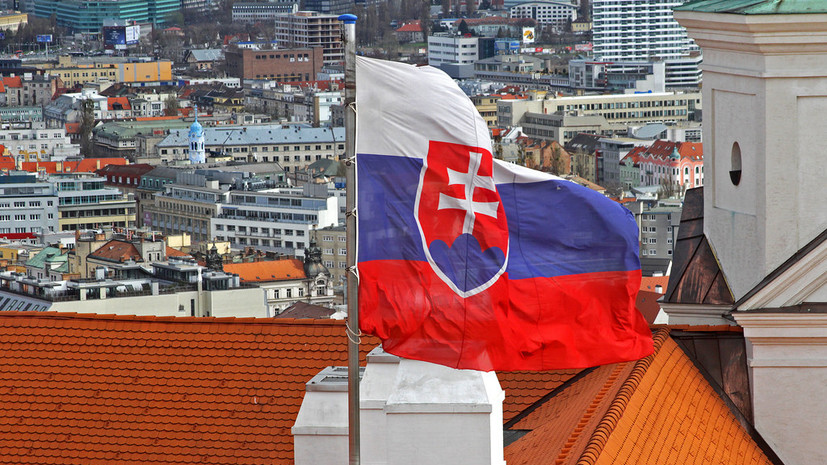 МИД Словакии объяснил отправку российских дипломатов