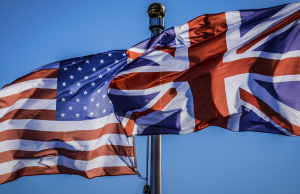 Британия и США обсудили обстановку около украинских границ