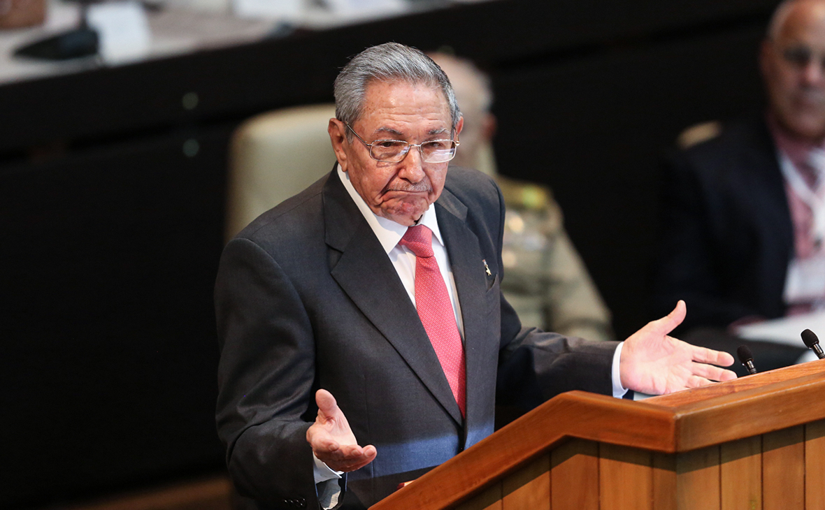 Рауль Кастро покинул пост секретаря ЦК Компартии Кубы