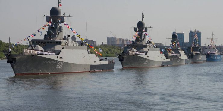 Каспийская флотилия зашла в Черное море