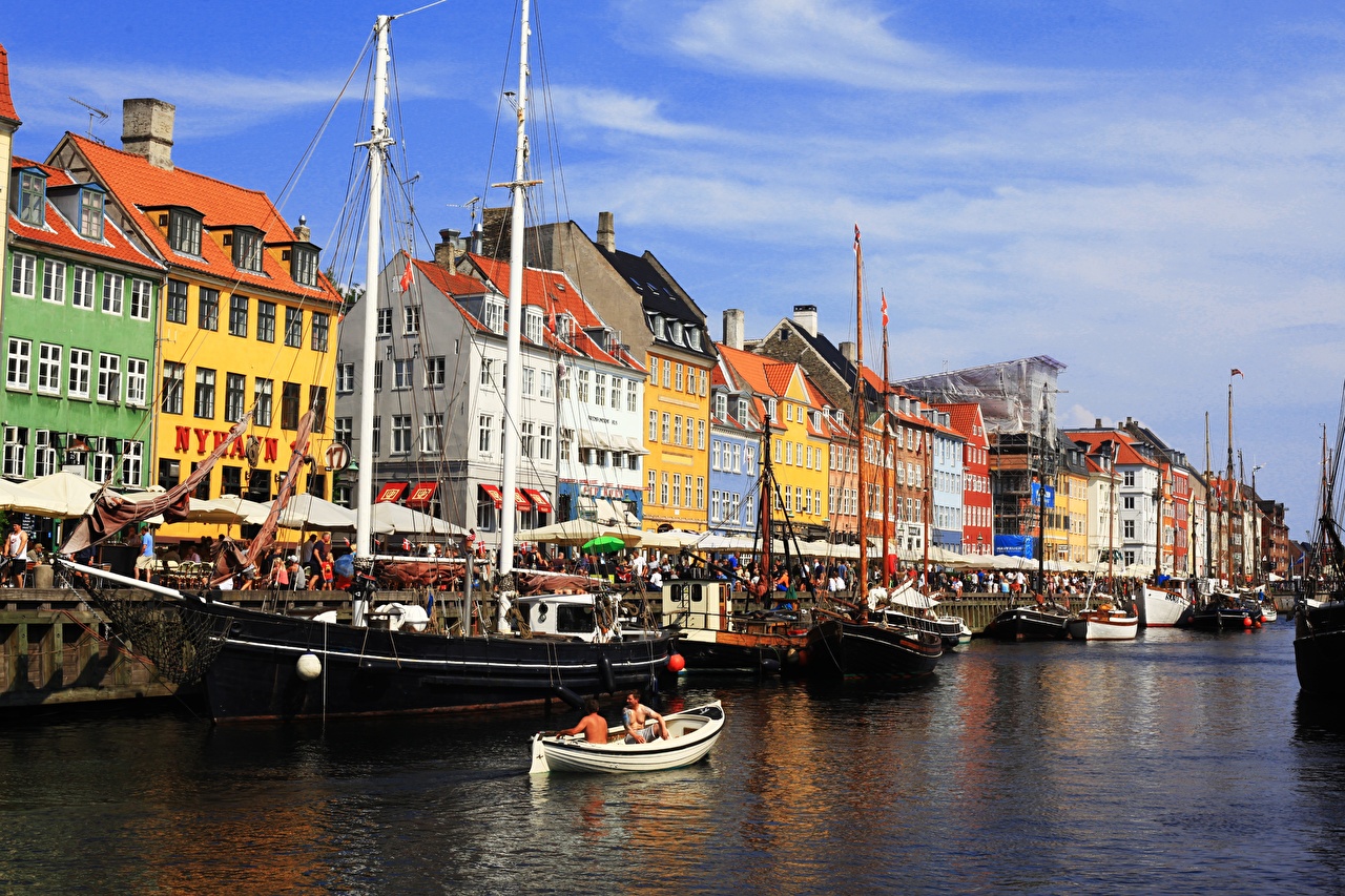 В Дании появились ковид-паспорта, позволяющие гражданам посещать общественные места