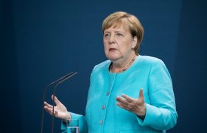 Меркель: Европа не может решить все конфликты в мире