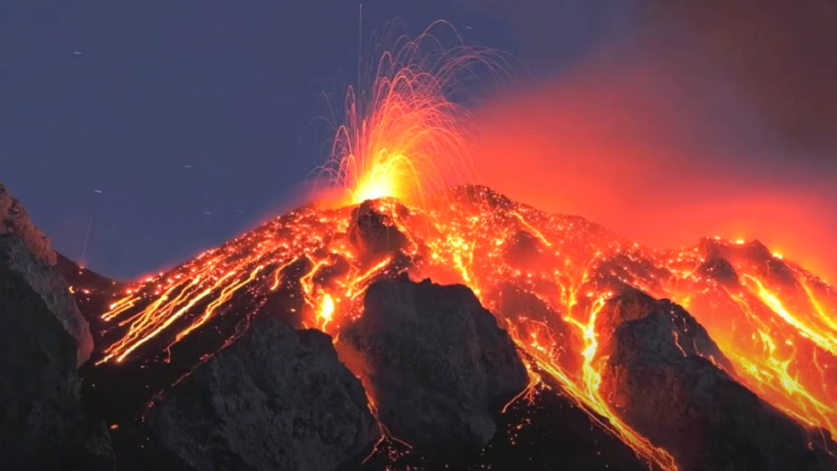В Конго проснулся вулкан