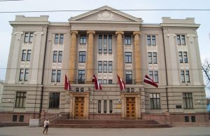 Латвия высылает всех официальных представителей Белоруссии из страны