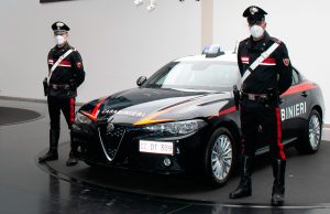Итальянская полиция будет ездить на бронированных Alfa Romeo