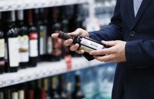 В России могут ввести норму алкоголя для покупки в одни руки