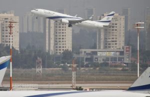 СМИ опровергают сообщения об отмене полетов всех авиакомпаний в Израиль