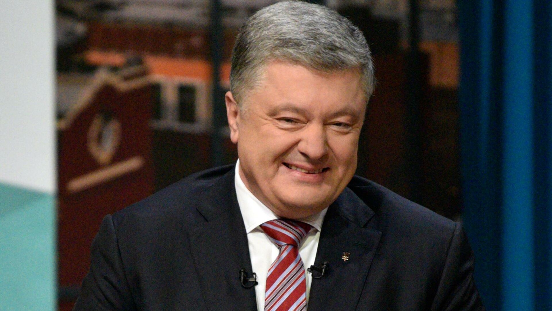 Порошенко через офшоры приобрел картину Репина и Дали