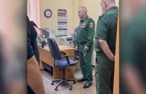 Шойгу нагрянул с внезапной проверкой в столичный военкомат и оказался недовольным