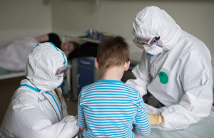 В Роспотребнадзоре назвали главные осложнения после коронавируса у детей