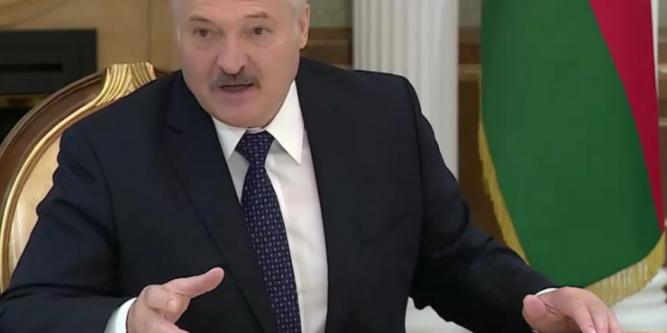 Лукашенко заявил о наращивании вдоль границ Белоруссии военной инфраструктуры НАТО