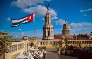 Российских туристов изолировали на Кубе из-за COVID-19