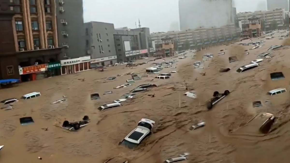 После Европы наводнение настигло Китай