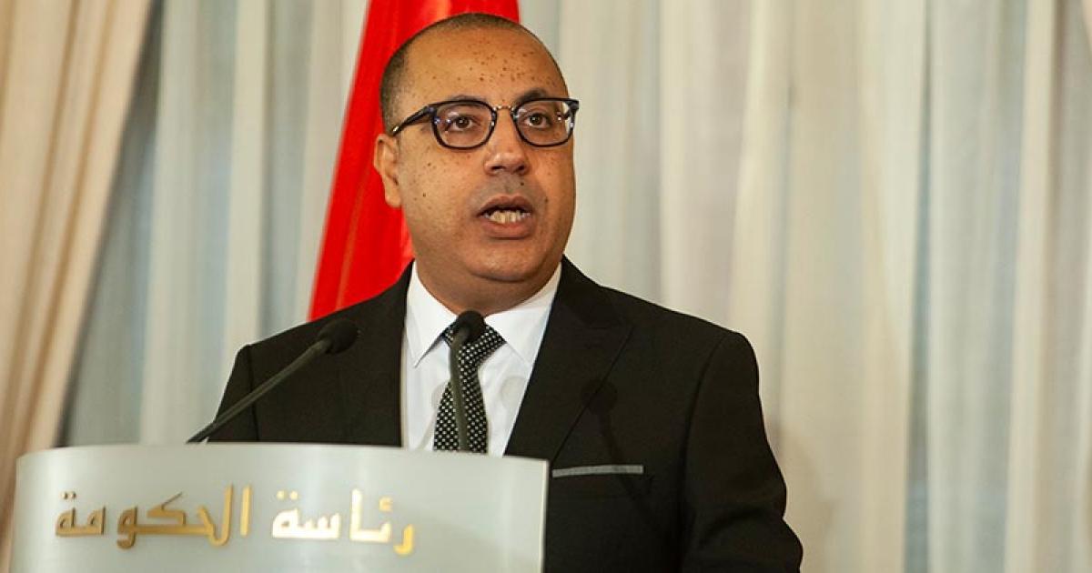 Премьера Туниса вынудили подать в отставку после избиения