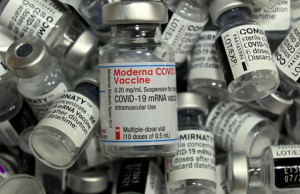 В Японии выяснили происхождение посторонних примесей в вакцине «Moderna»