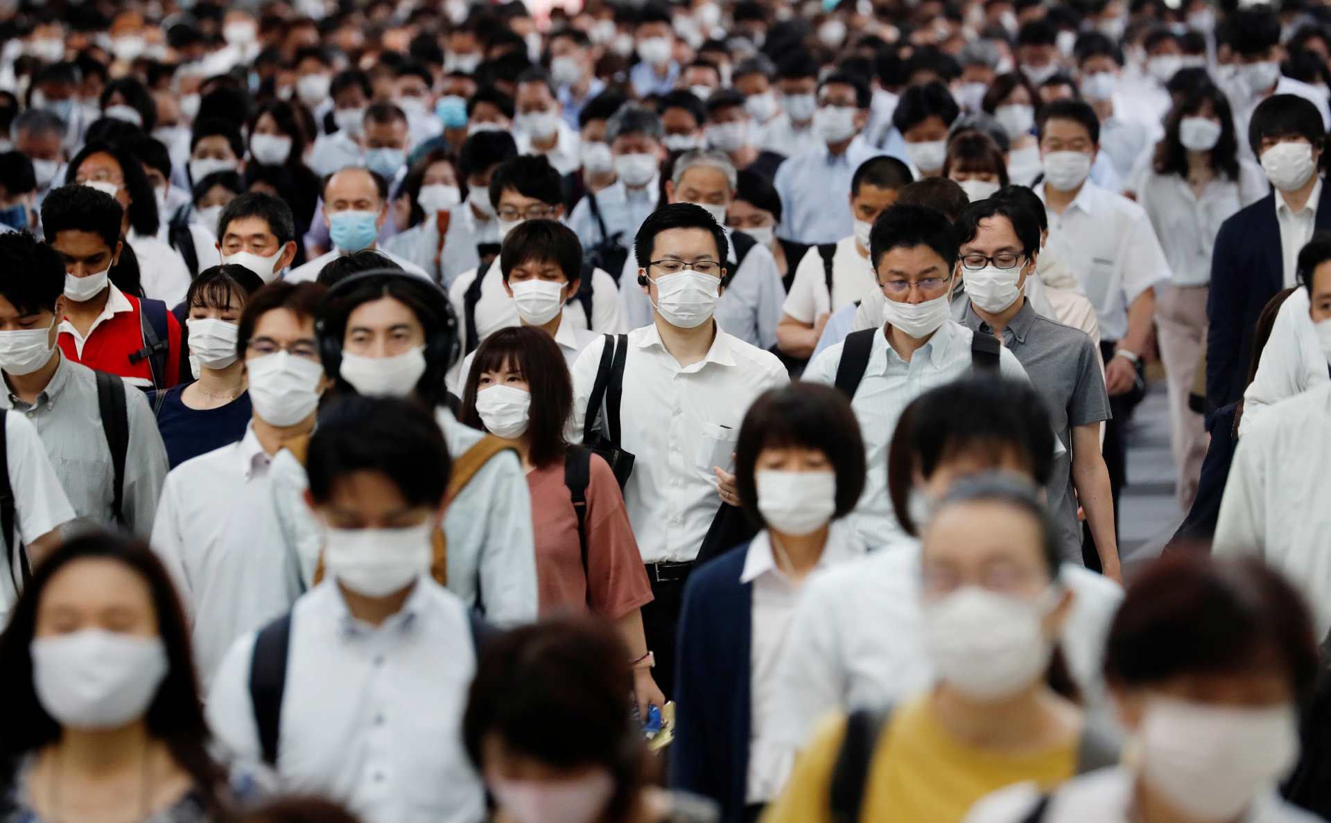 В Токио суточный прирост больных COVID-19 впервые превысил 5000 человек