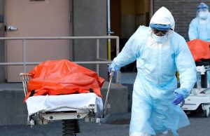 В США количество смертей от коронавируса побило рекордные показатели эпидемии испанского гриппа