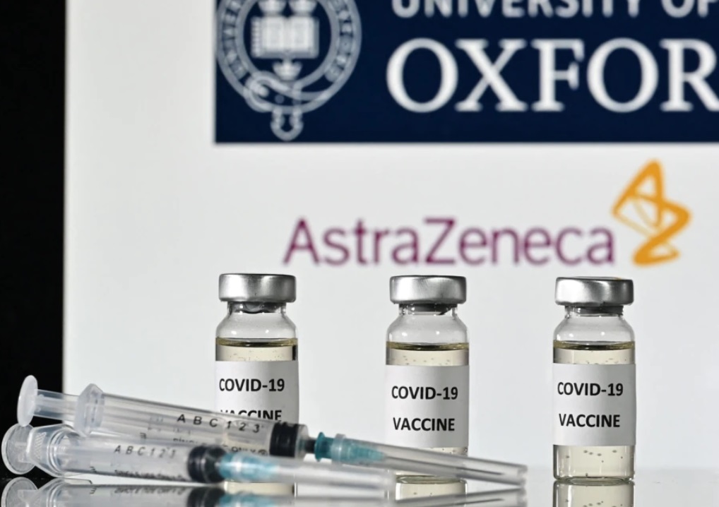 СМИ Великобритании утверждают о наличии в стране 800 тысяч испорченных доз вакцины «AstraZeneca»