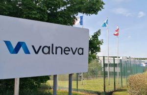 Великобритания разорвала контракт с производителем вакцины Valneva на поставку 60 млн доз