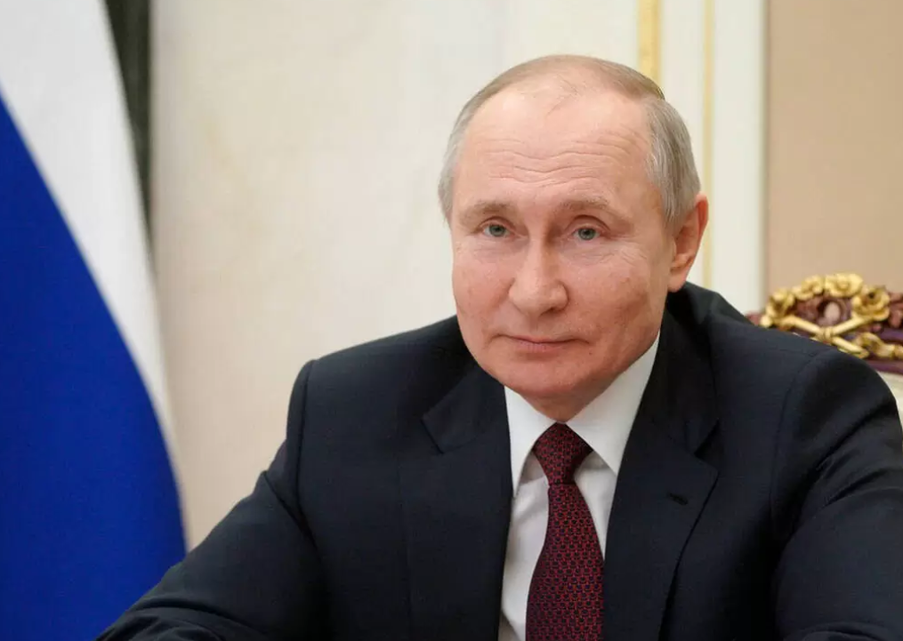 Путин рассказал о собственной вакцинации от коронавируса назальной вакциной