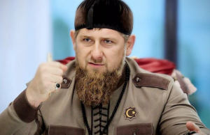 Кадыров призвал мусульманских мужчин проявлять к женщинам более теплые чувства
