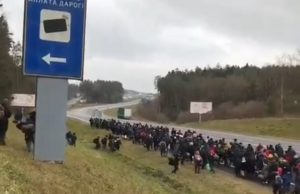 В Польше созвали антикризисный штаб из-за мигрантов на границе