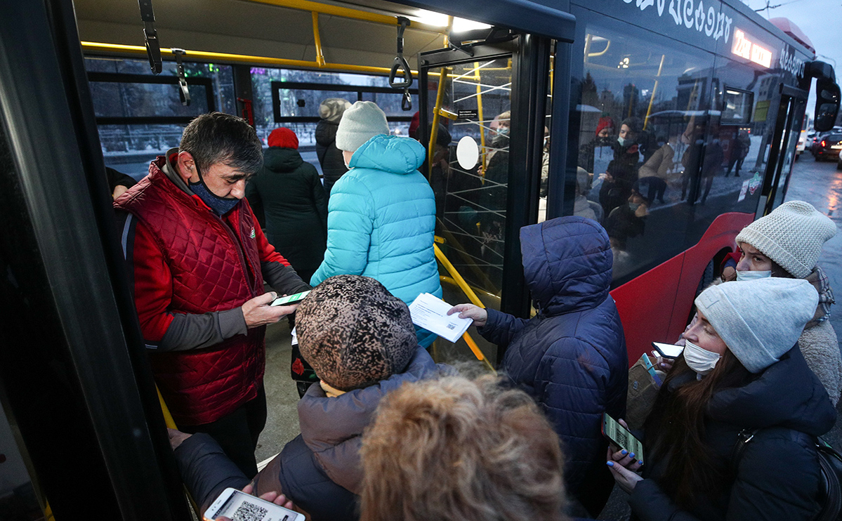 В Татарстане порядка полутысячи пассажиров высадили из транспорта из-за отсутствия QR-кодов