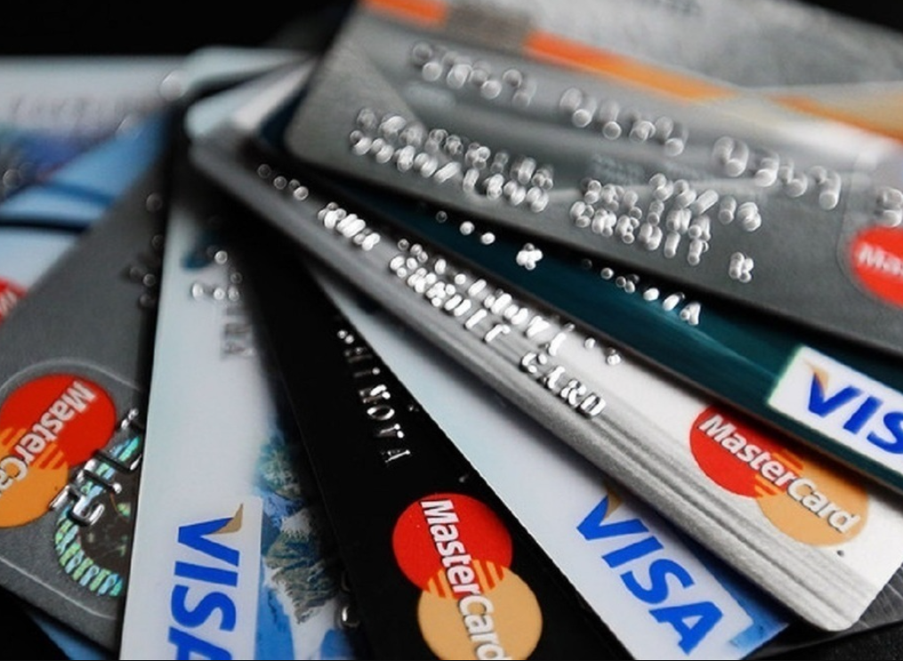 Эксперты назвали риски активных неиспользуемых банковских карт
