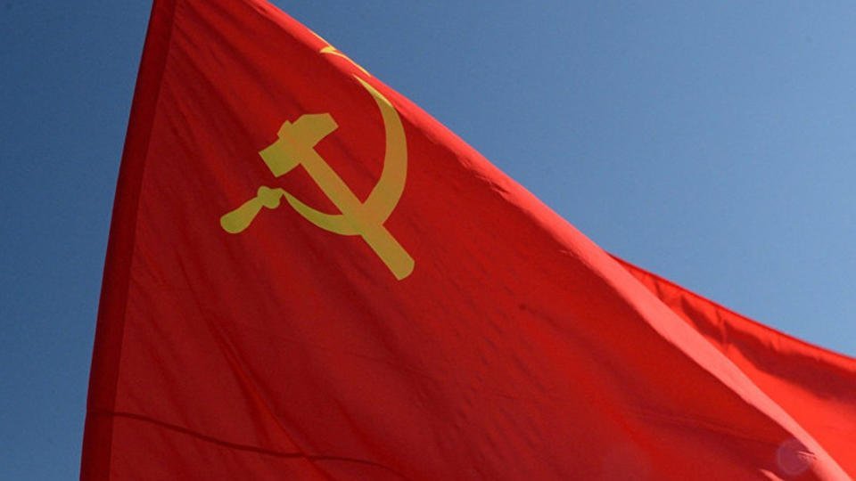 Россияне больше не могут расшифровать аббревиатуру СССР
