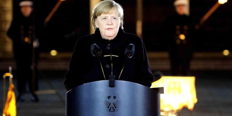 Ангела Меркель завершила 16-летнюю каденцию канцлера ФРГ