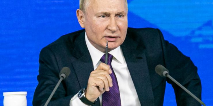 Путин попросил Центробанк и правительство обсудить мнения о криптовалюте