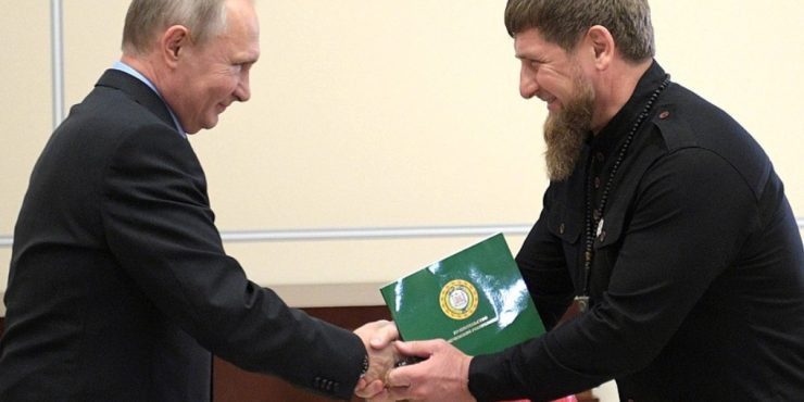 Кадыров официально рассказал Путину о достижениях Чечни